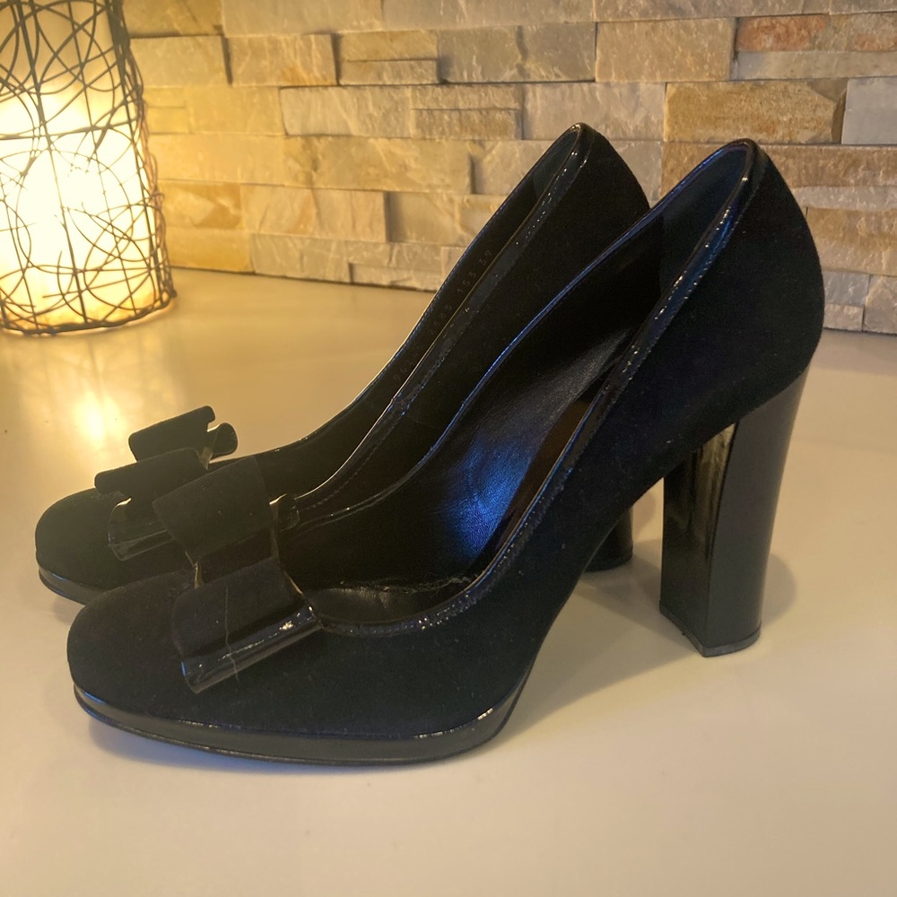 Casadei Glamorous Black Suede and Patent Leather Pumps with Bow Detail NWOT